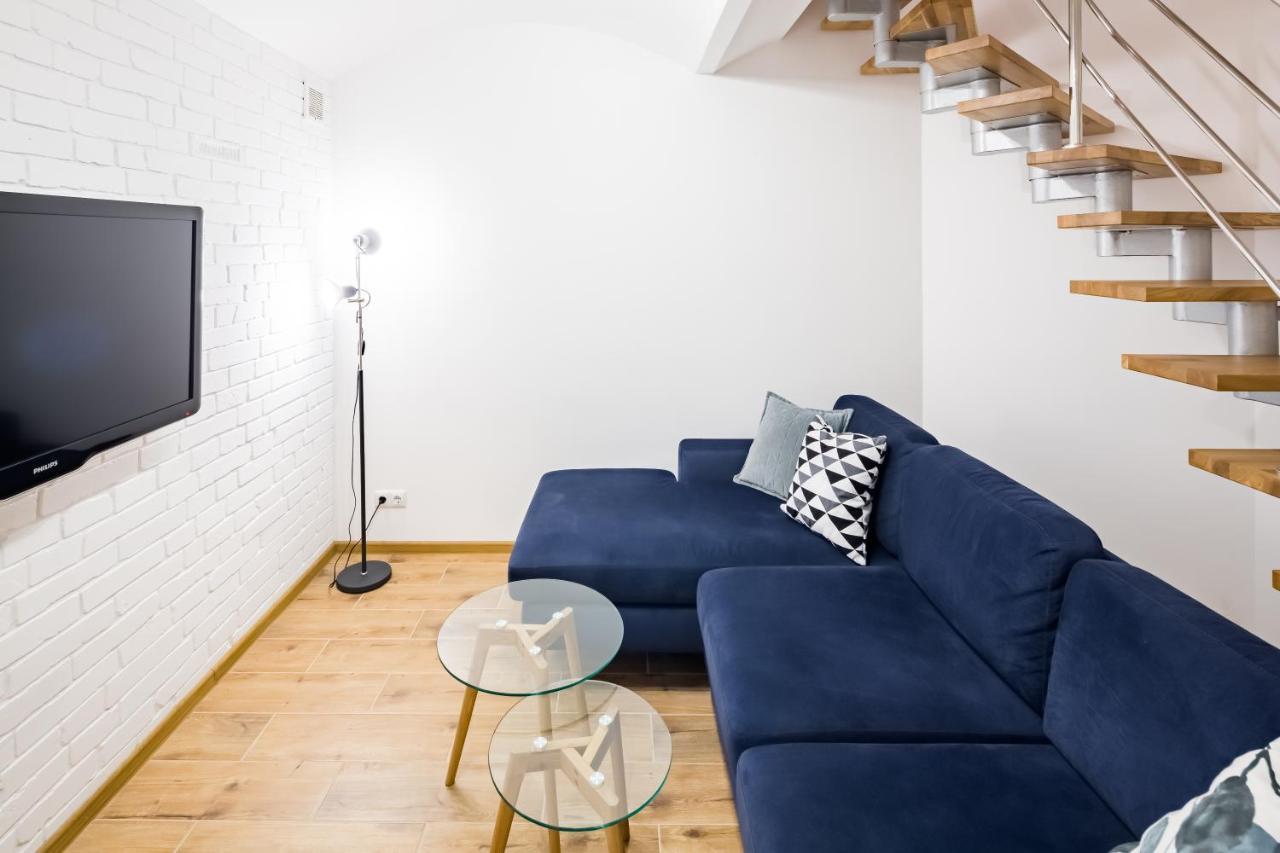 New Large 2 Bedroom In Lviv Historic Centre Exterior photo